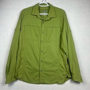 REI Men’s Medium Vented Long Sleeve Nylon Button Front Shirt Outdoor Hiking